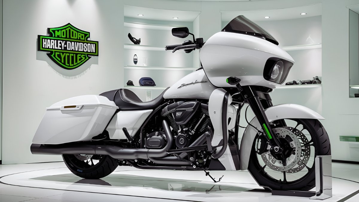 Harley-Davidson Street Glide 2025 Ultimate Touring Bike with Advanced Features